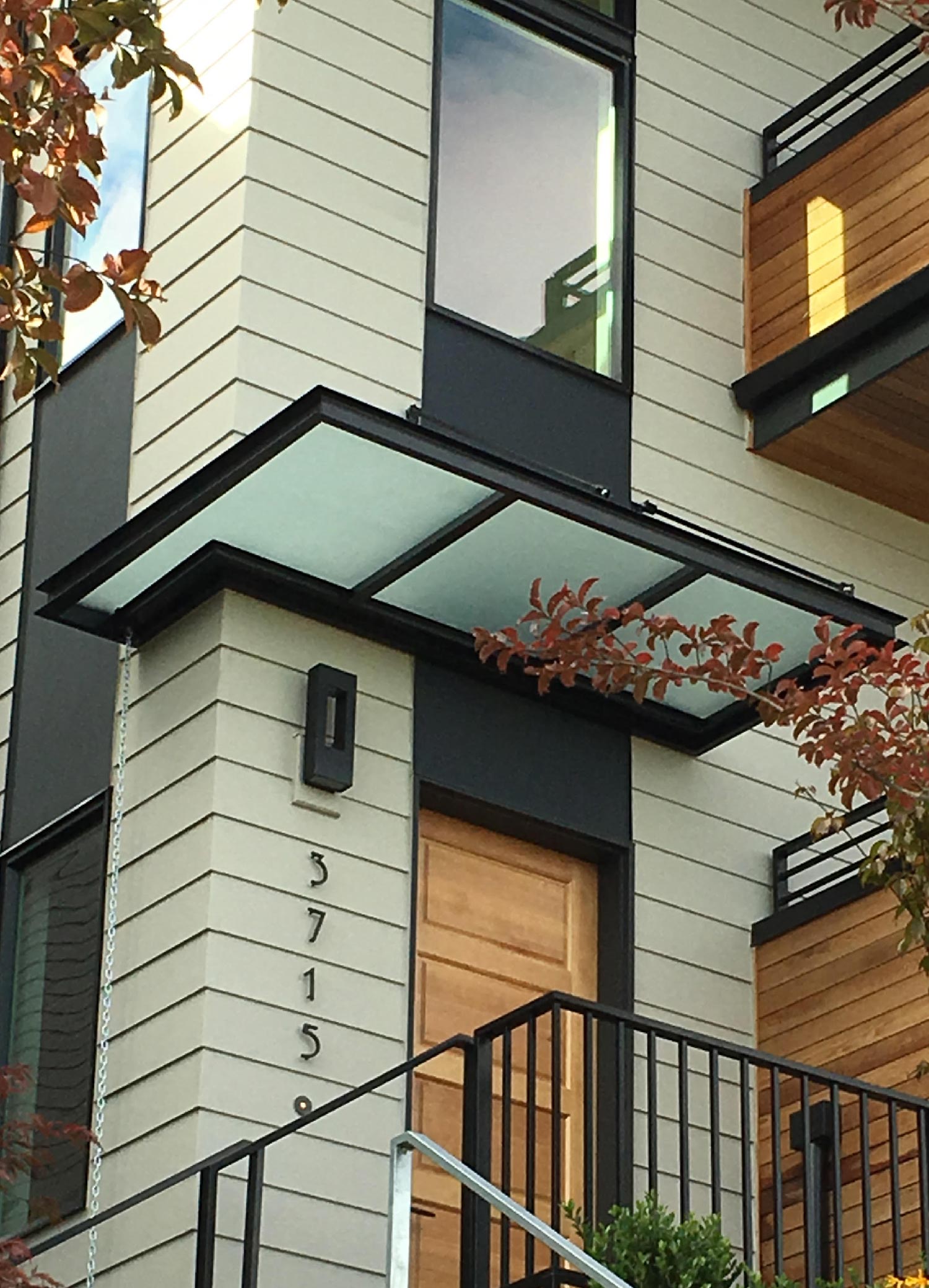 Modern Metal Awnings - Modern Metal Fabrication for Seattle Area Builders